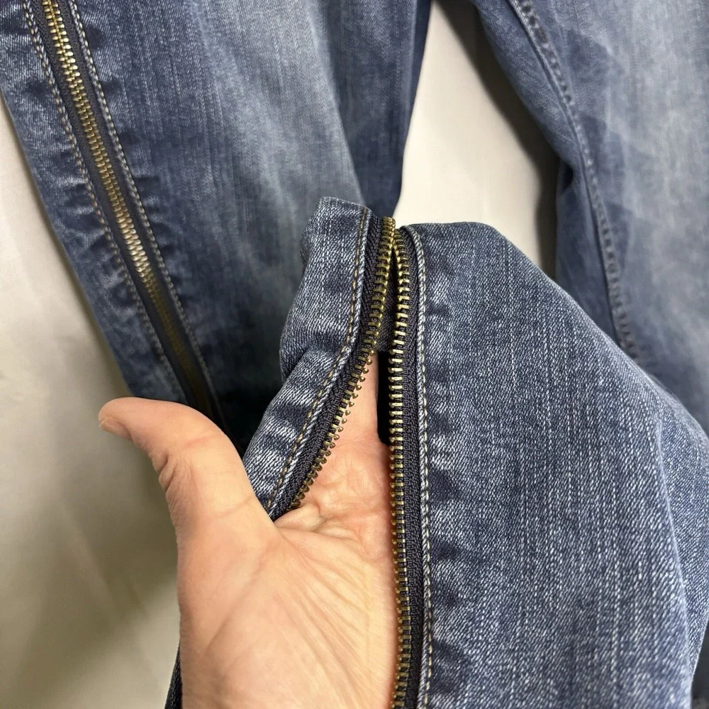 Rock and Republic Zipadeedooda Zip‎ Leg Jeans Size 6